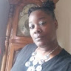 Meet your Posher, Ebony